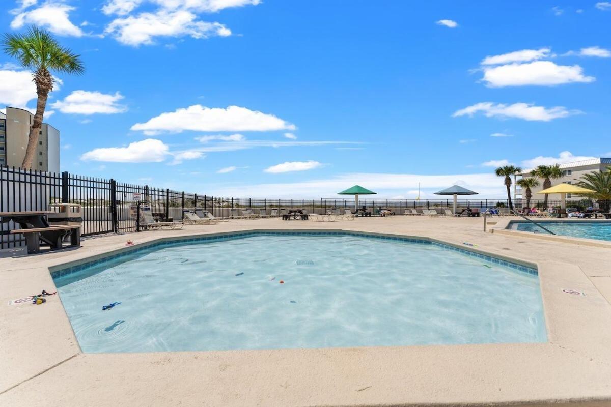Retreat With Golf Cart And Endless Amenities Holiday home