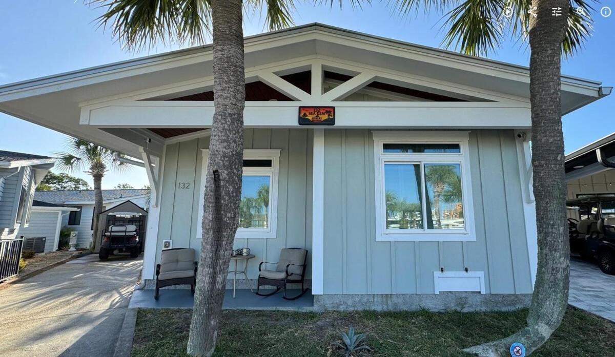 Retreat With Golf Cart And Endless Amenities