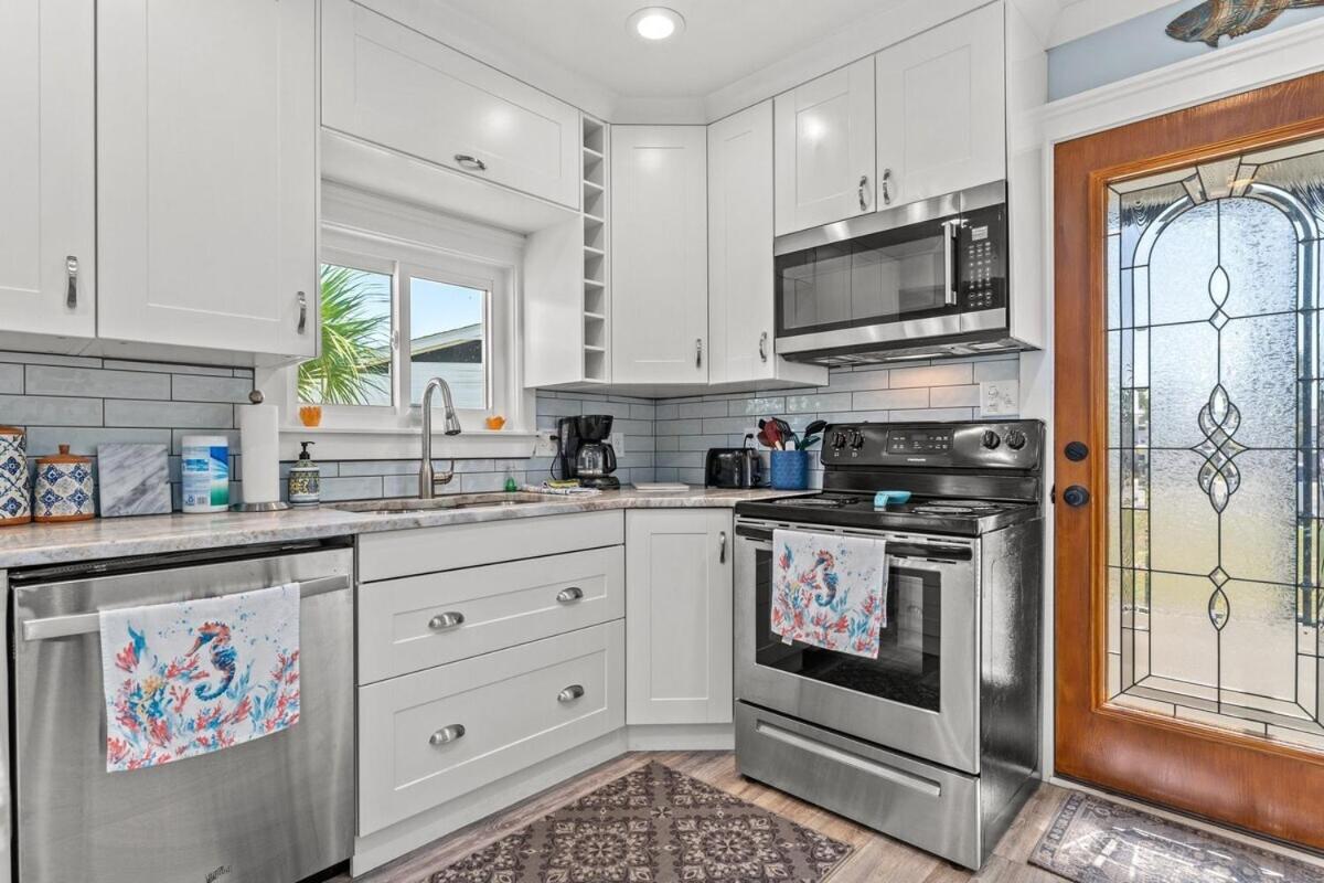 Retreat With Golf Cart And Endless Amenities Holiday home Panama City Beach