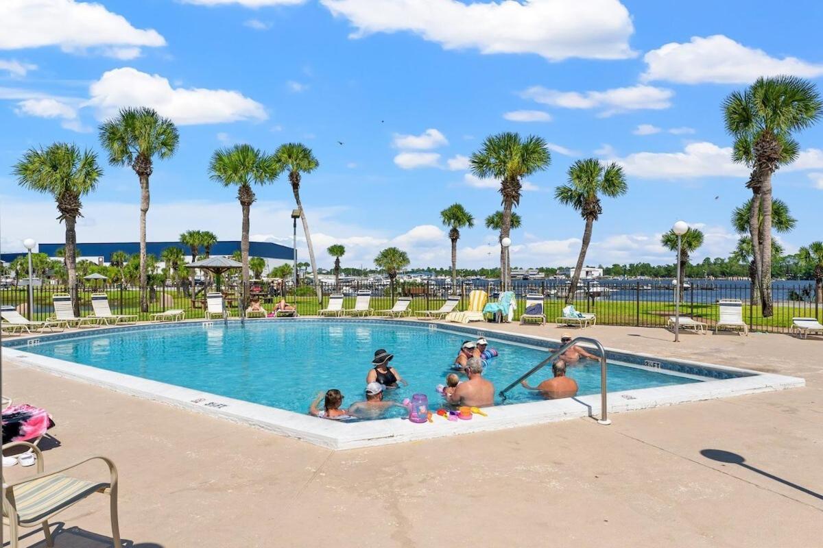 Holiday home Retreat With Golf Cart And Endless Amenities Panama City Beach